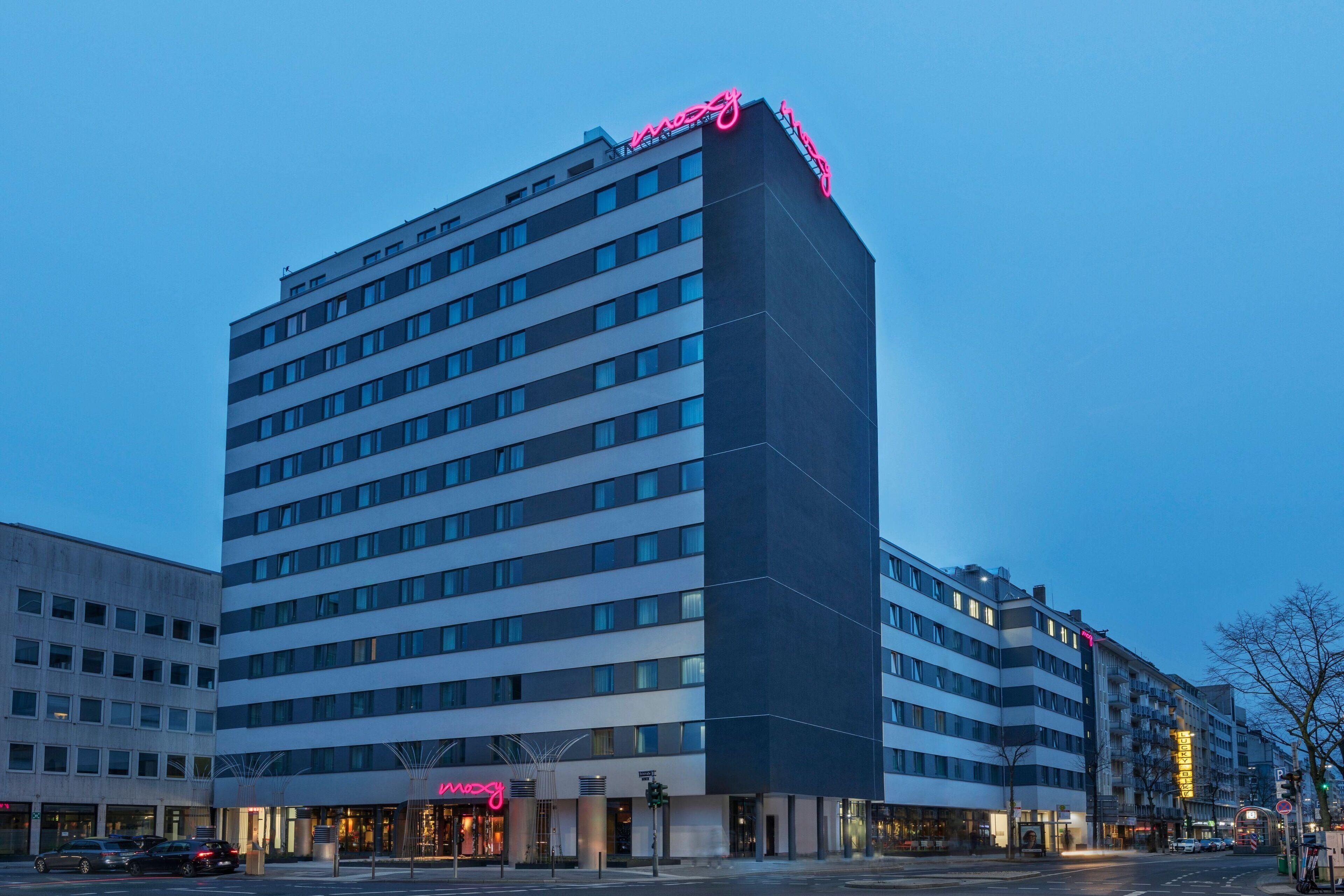 Moxy Duesseldorf City — Foto’s 2