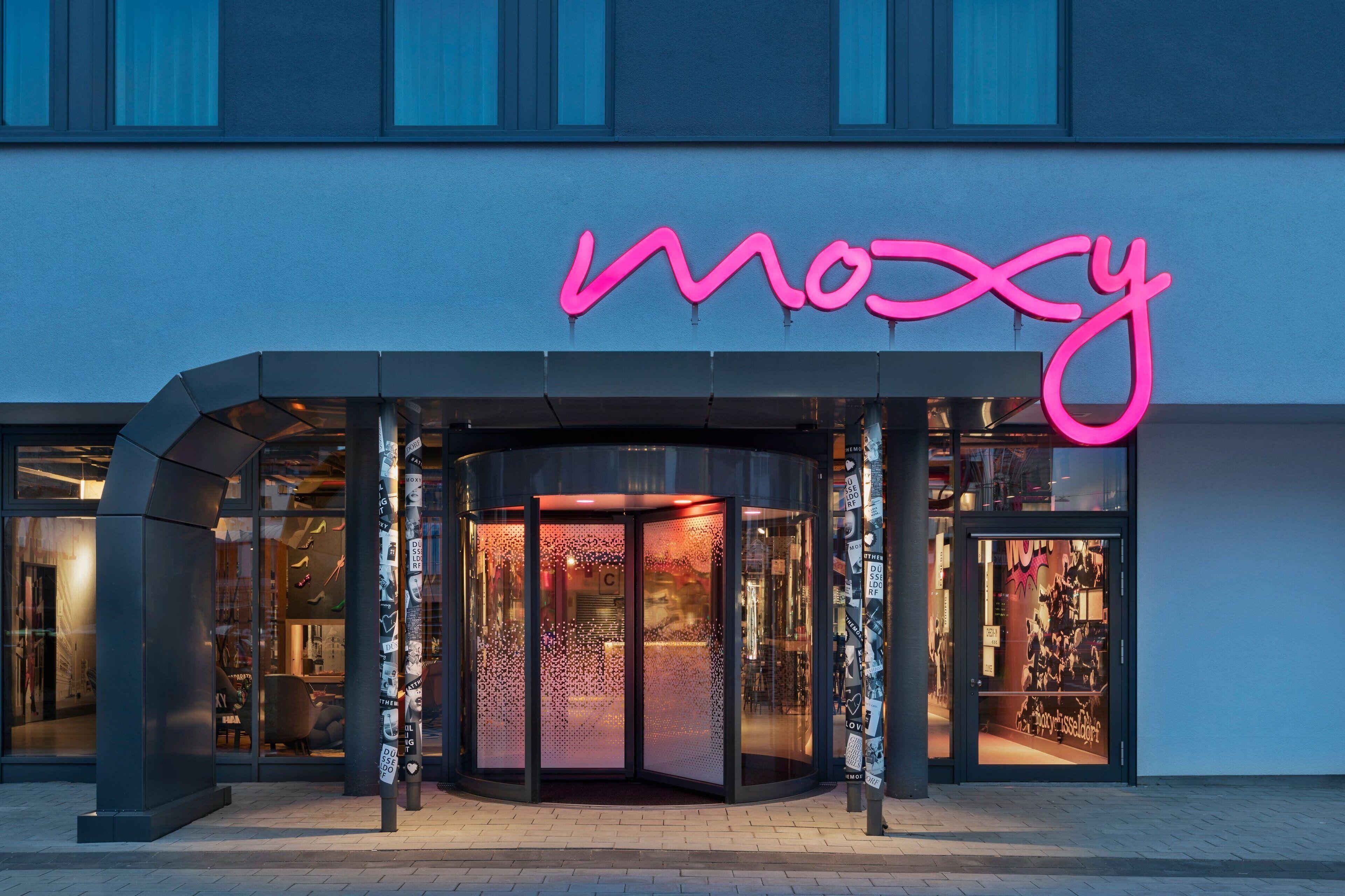 Moxy Duesseldorf City — Foto’s 1